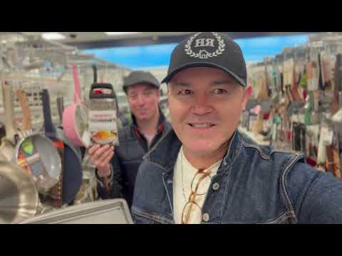 Apartment Decorating / The Apartment Is Coming Together / Ramon At home 