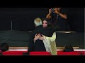 Aishwarya Rai And Chiyaan Vikram Gave Tight HUG To Mani Ratnam At PS2 Press Meet In Mumbai