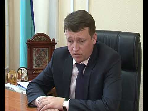 Курск.  Нужен ли супермаркет на Красной площади?