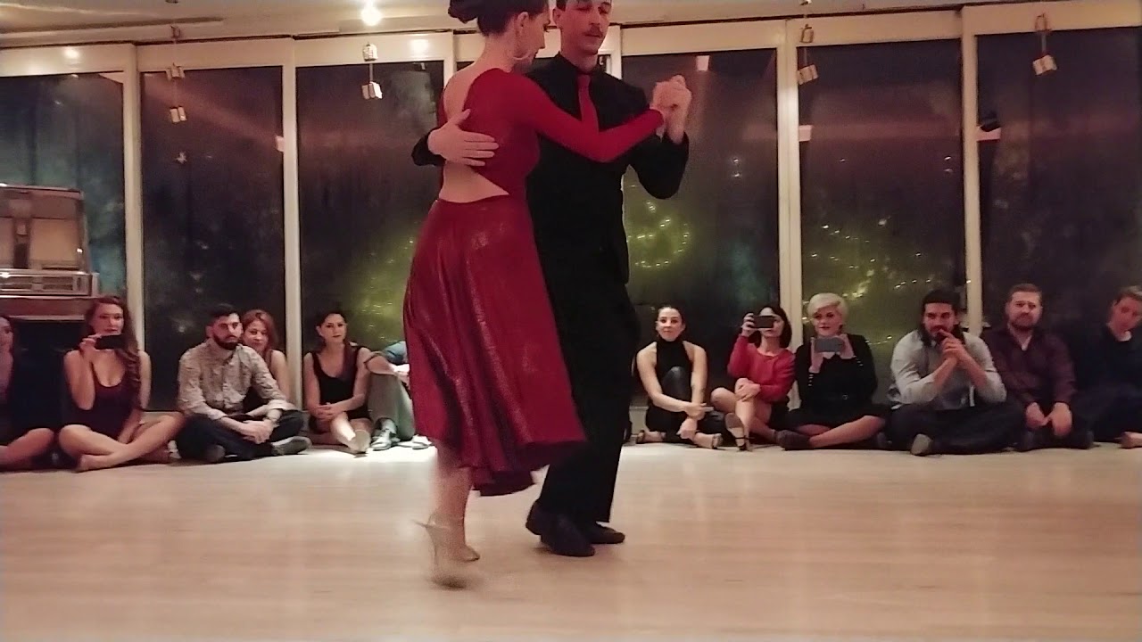 Margarita Riga & Spiros Metallinos dance "No Mientas"