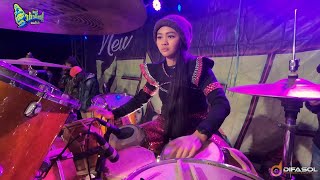 Download lagu Hati yang luka  betharia sonatha Ratu kendang new kendedes mp3