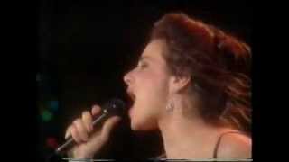 Tina Arena - We&#39;re No Angels (Carols in the Domain) Sydney