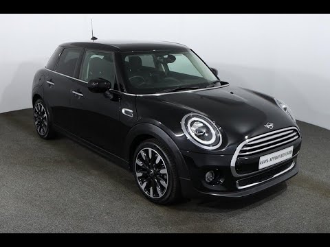 MINI HATCHBACK 1.5 Cooper Exclusive II 5dr YC69ADO
