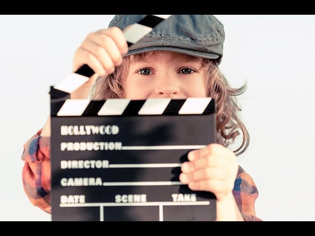 Vídeo relacionado con Rubies Costume Co. Inc Batgirl Thigh Highs Standard