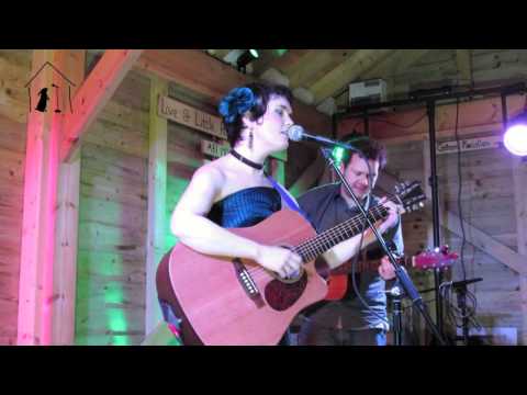 Lisa Marie Glover - Honey, You're Insane - Live @ Little Rabbit Barn