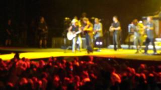 Kenny Chesney and Zac Brown Band - Everybody Wants to Go to Heaven Live