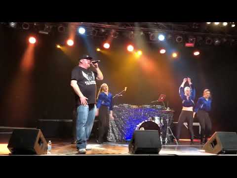 Marc & Lena ... im LKA Longhorn Stuttgart - 90er Party - Nicki Daniels feat. Audesno (17.03.2018)