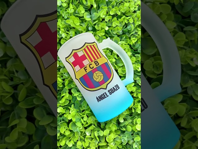 Vídeo relacionado con Jarra Cerveza Personalizada Fútbol Girona | Regalo Original para Aficionados | Camisetas Equipos | Diseño Único y Duradero (Girona)