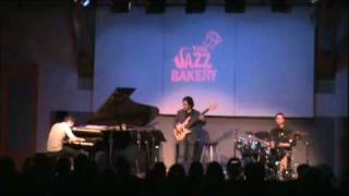 ELDAR playing BLUES SKETCH