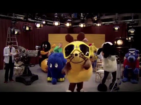 Die Maus mit Freunden beim Harlem Shake "Türen auf"