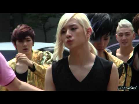 120713 NUEST뮤뱅 퇴근길~