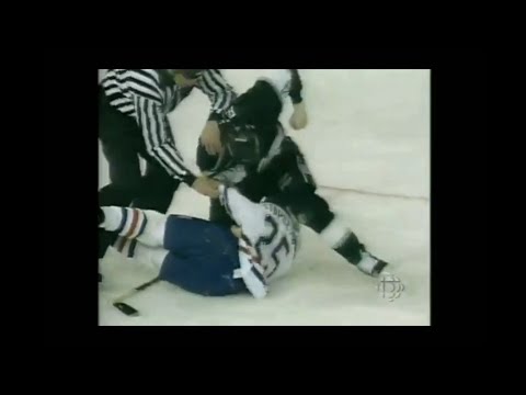 Kings - Oilers rough stuff 2/25/95