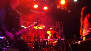 Nonpoint covers Pantera&#39;s 5 Minutes Alone @ Trees 11/8/10