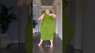 Die Ärzte rieten ihr, abzunehmen, doch was sie ein Jahr später in ihrem Magen entdeckten...