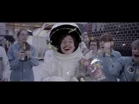 Nele Needs A Holiday - Guys (Official Video)