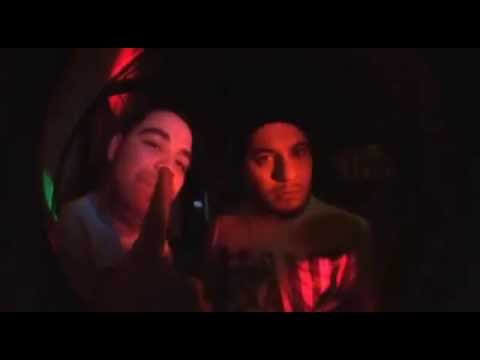 El Chumbeque Feat Grindiddy - Es Una Maldicion Video Official