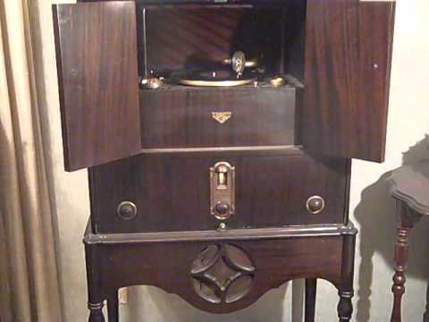SAM LANIN'S ORCH. TOMMY AND JIMMY DORSEY - YESTERDAY - ROARING 20'S VICTROLA RADIOLA