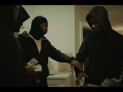 YounginSoSleaze - Never Play It Safe (Official Music Video)