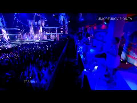 Igzidora Gjeta - Kam Një Këngë Vetëm Për Ju - Live - Junior Eurovision Song Contest 2012