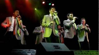 Straight No Chaser - Donde Esta Santa Claus - live Tampa 12/23/11