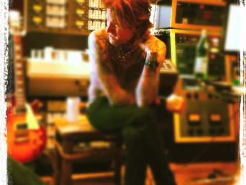 Buckcherry - I Love Cocaine