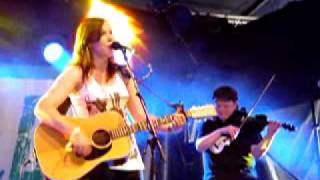Thea Gilmore opens her set at Glastonbury 2010 with The Wrong Side + Old Soul