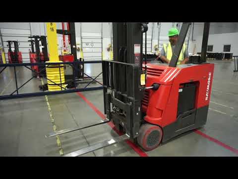 Raymond 425 C40TT Docker Stand Up Electric Forklift - Tag #218239