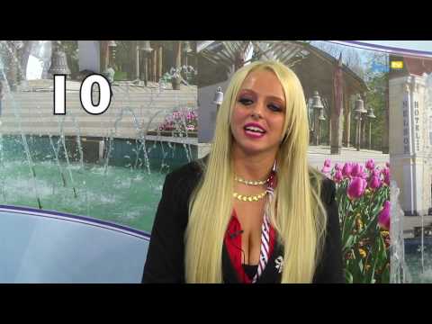 Drotár Adrienn beszél de bármikor amikor azt mondja 'igazából' kicsit gyorsabb lesz