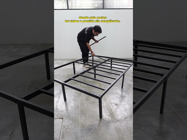 Vídeo relacionado con VERFARM - Base de cama baja de 12 cm tamaño King, base de metal 150x200 cm, base de plataforma metálica resistente de 5 pies tamaño King con soporte de listones de acero, no necesita somier, fácil de