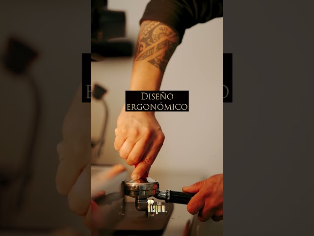 Vídeo relacionado con TECKZOON Juego de 6 prensadores de café de 51 mm, acero inoxidable para cafeteras portafiltros, accesorios Barista con anillo dosificador, distribuidor de café, alfombrilla antideslizante y base para