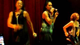 En Vogue - Hooked On Your Love/Whatta Man (House Of Blues - Cleveland)