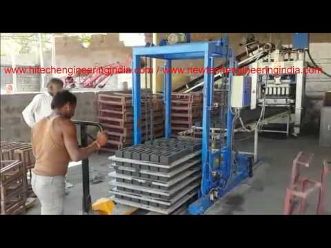 Bricks Pallet Stacker