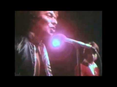 LA VAMPIRESA DE NEGRO- THE HOLLIES.