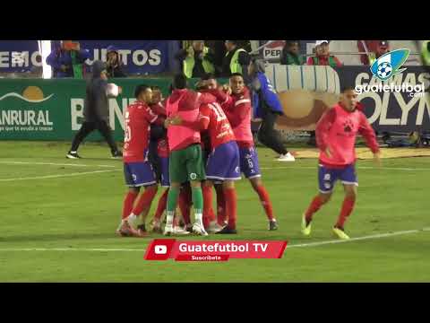 El golpe de Oscar Mejía al técnico Amarini Villatoro, en la Final del Torneo Apertura 2024.