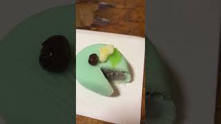 マーメイドルの事務所で、和菓子と抹茶を楽しむ　I enjoyed Japanese sweets and matcha at the Mermaidol office.