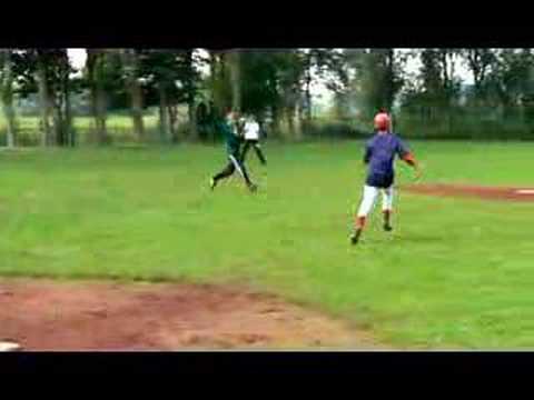 Softbal: SV Wassenaar - Braves