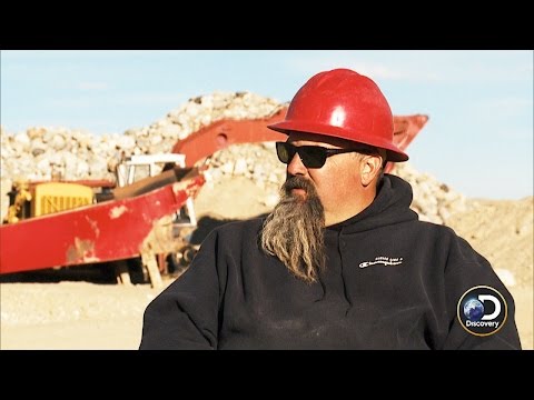 Dirt to Riches: Todd's Looking For a Strong Finish | Gold Rush