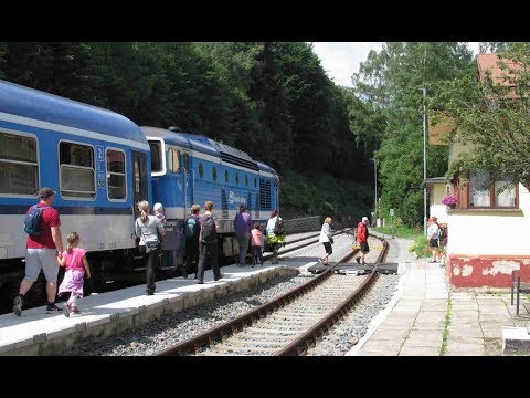 Czech Republic: Horni Lipova, CD class 750 'Goggle' departs on a Zabreh na Morave to Jesenik train