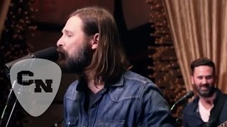 Mac Powell Performs "Hard Headed Woman" | Country Now