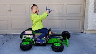 Monster Jam Grave Digger Mini 6V Battery Powered Ride On