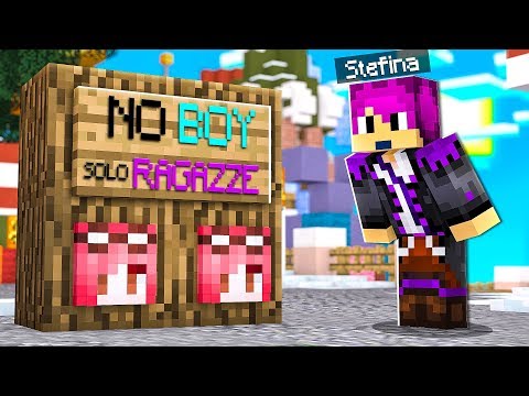 ENTRO DI NASCOSTO NEL VILLAGGIO SEGRETO DELLE RAGAZZE! - MINECRAFT