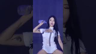 ? ? #shorts #shortsfeed #bikini #reels #dance