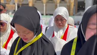 Download lagu berdoa di depan Ka'bah mp3