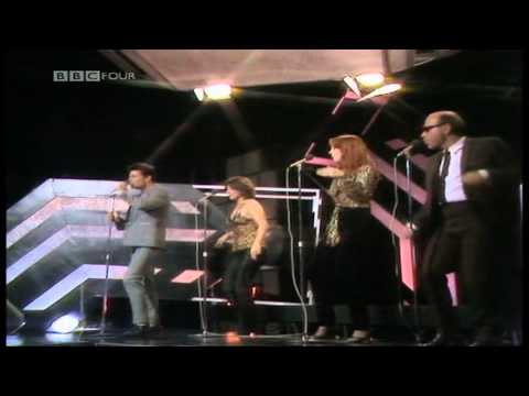Manhattan Transfer: "Where Did Our Love Go?" (UK, 1978)