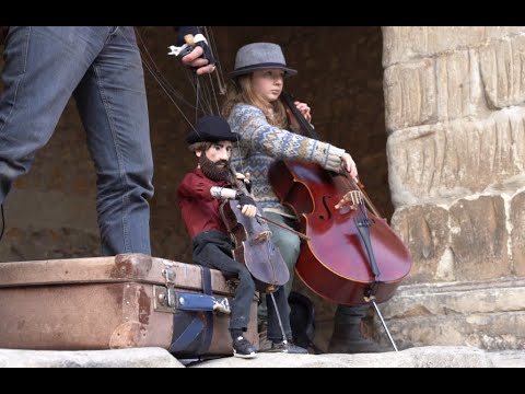 One and a Half Cellist: Amazing Grace and The Swan _ Cello street music and puppetry in Spain