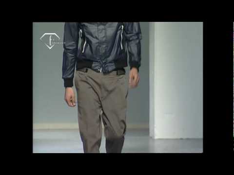 fashiontv | FTV.com - ALESSANDRO DELLACQUA UOMO P/E-2008 Milano