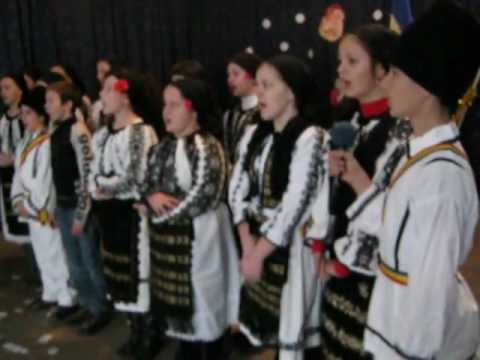 02 Serbare de Craciun la Casa de Cultura din Raciu MVI_2618.AVI