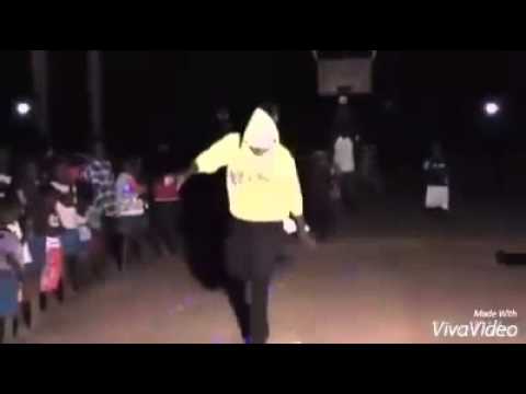 Ramo Disco Aaron D_ freestyle Break Dance 2011