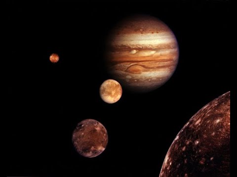 A Világegyetem - Idegen Holdak