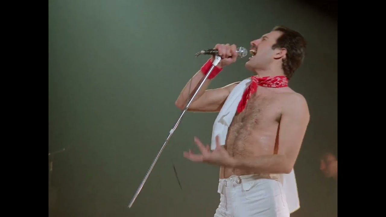 We Will Rock You - Queen Live At Montreal 1981 (4K - Full Frame Remastered)
